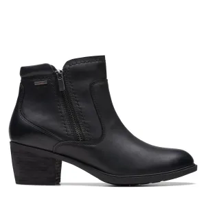 Clarks - Neva Zip WP