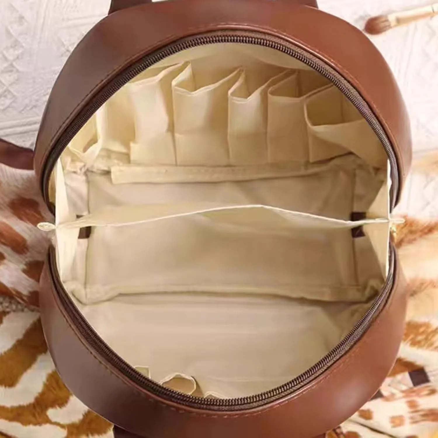 Multi Layered Shell Shaped Cosmetic Bags Large Capacity Portable Travel Makeup Bag Shell Shaped Tote Toiletry Organizer Bag (Brown)
