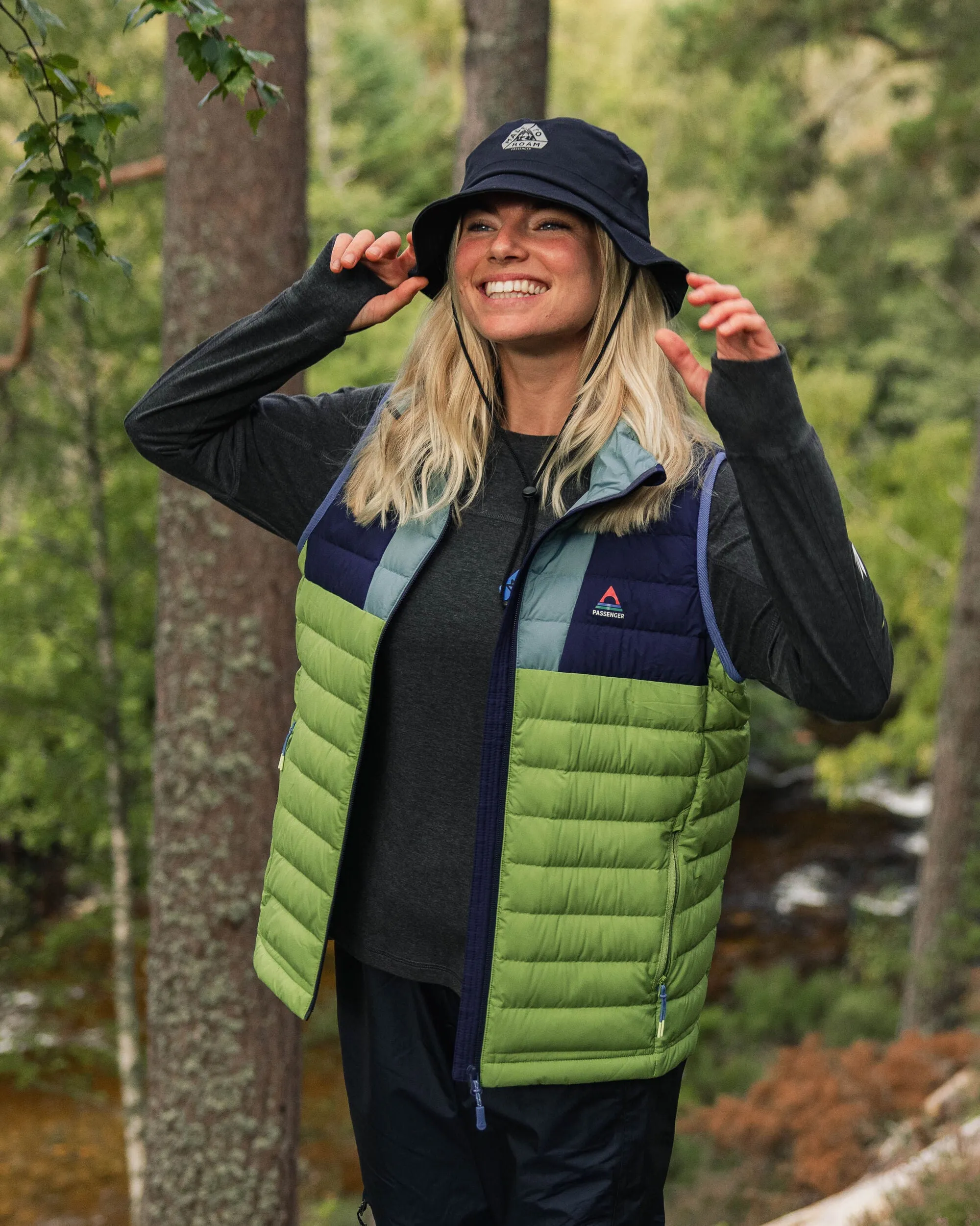 Northstar Down Recycled Vest -  Rich Navy/Pear Green/Arctic